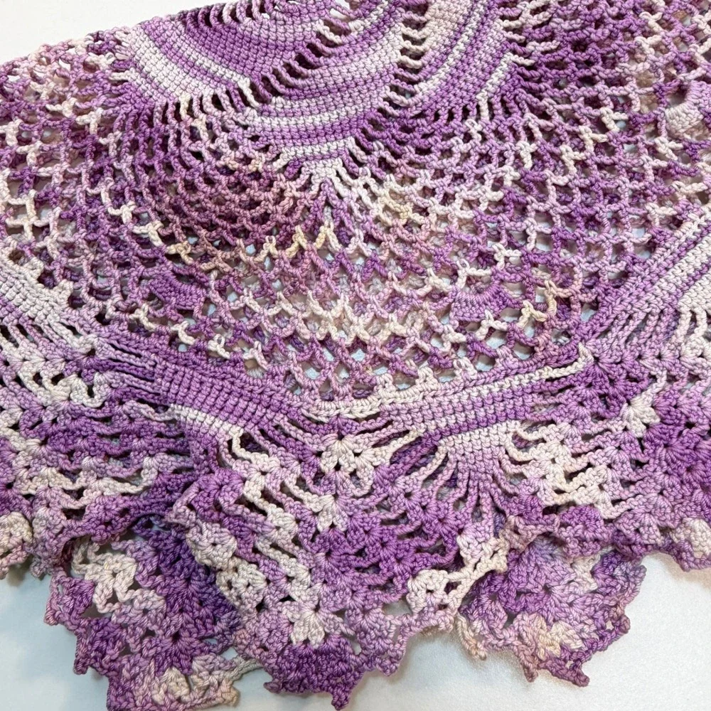 Handmade Purple‎ Lace Doily Round Tabletop Decor 14 Inch Vintage READ